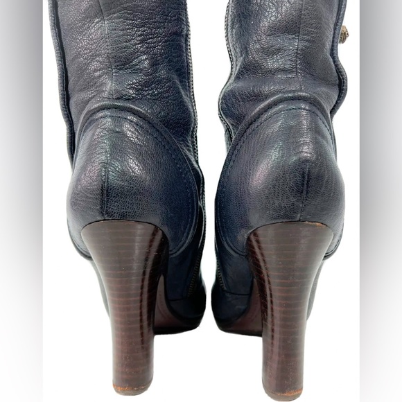 SOLD OUT ❤️ Frye RARE Heeled Leather Marissa Button Boots - Picture 7 of 13